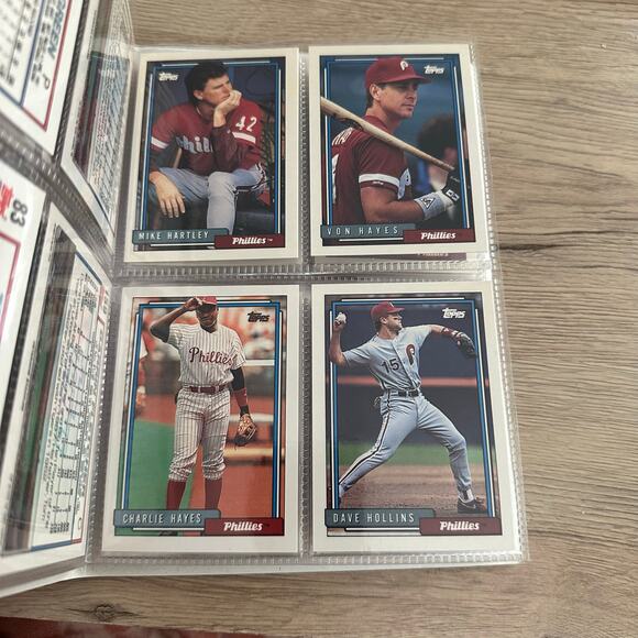 90’s Philadelphia Phillies Baseball Card Album with 24 Cards - Picture 6 of 10